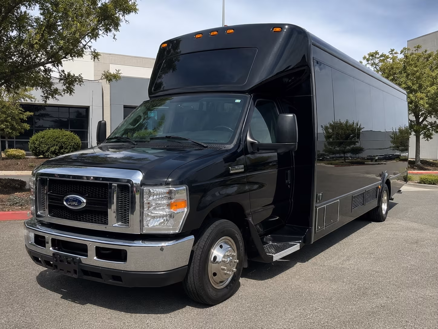 bachelorette and bachelor party buses to south padre island