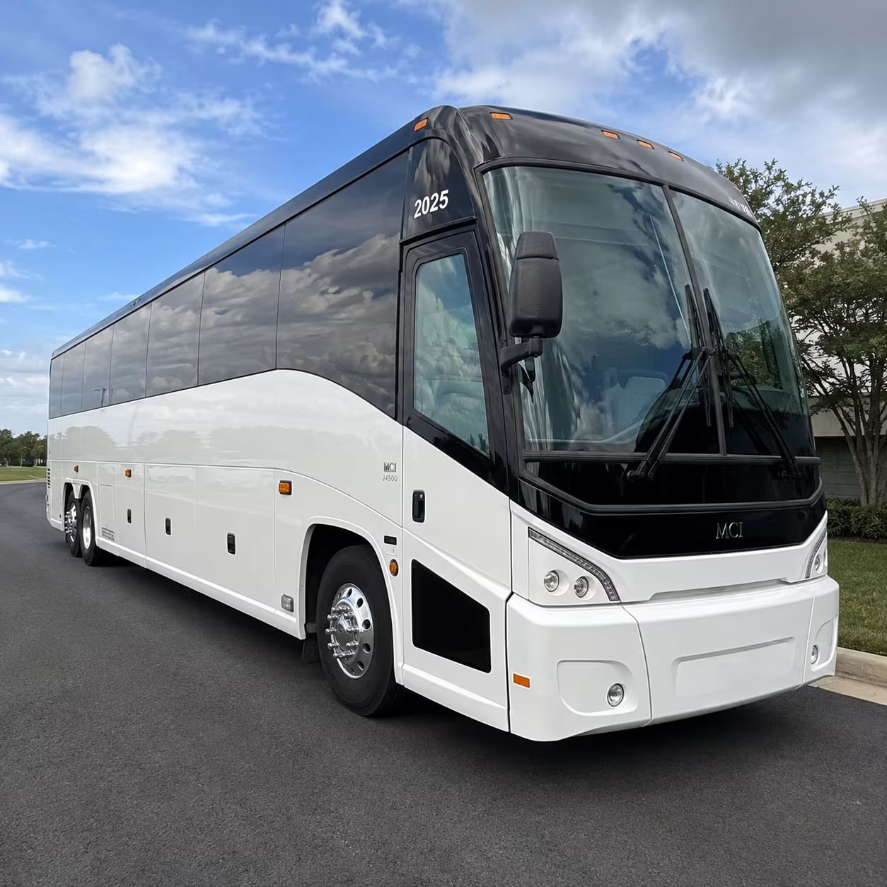buses for utrgv campus concerts and live events in edinburg