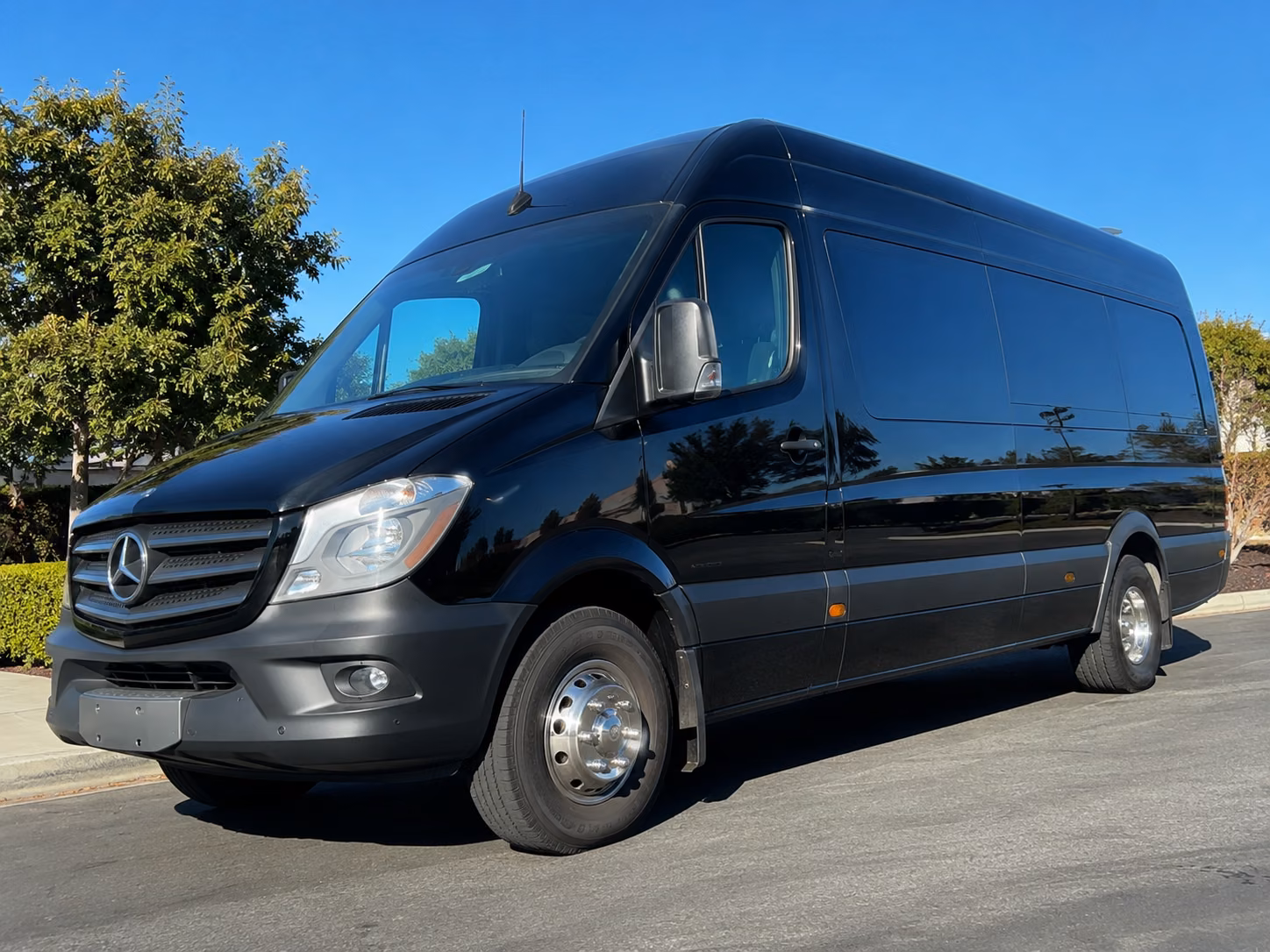 edinburg employee transportation onboard seating