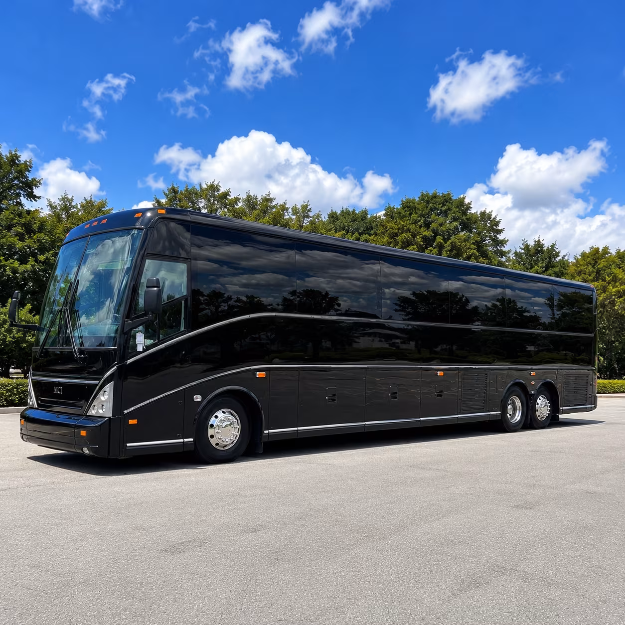game day buses to bert ogden arena and h e b park